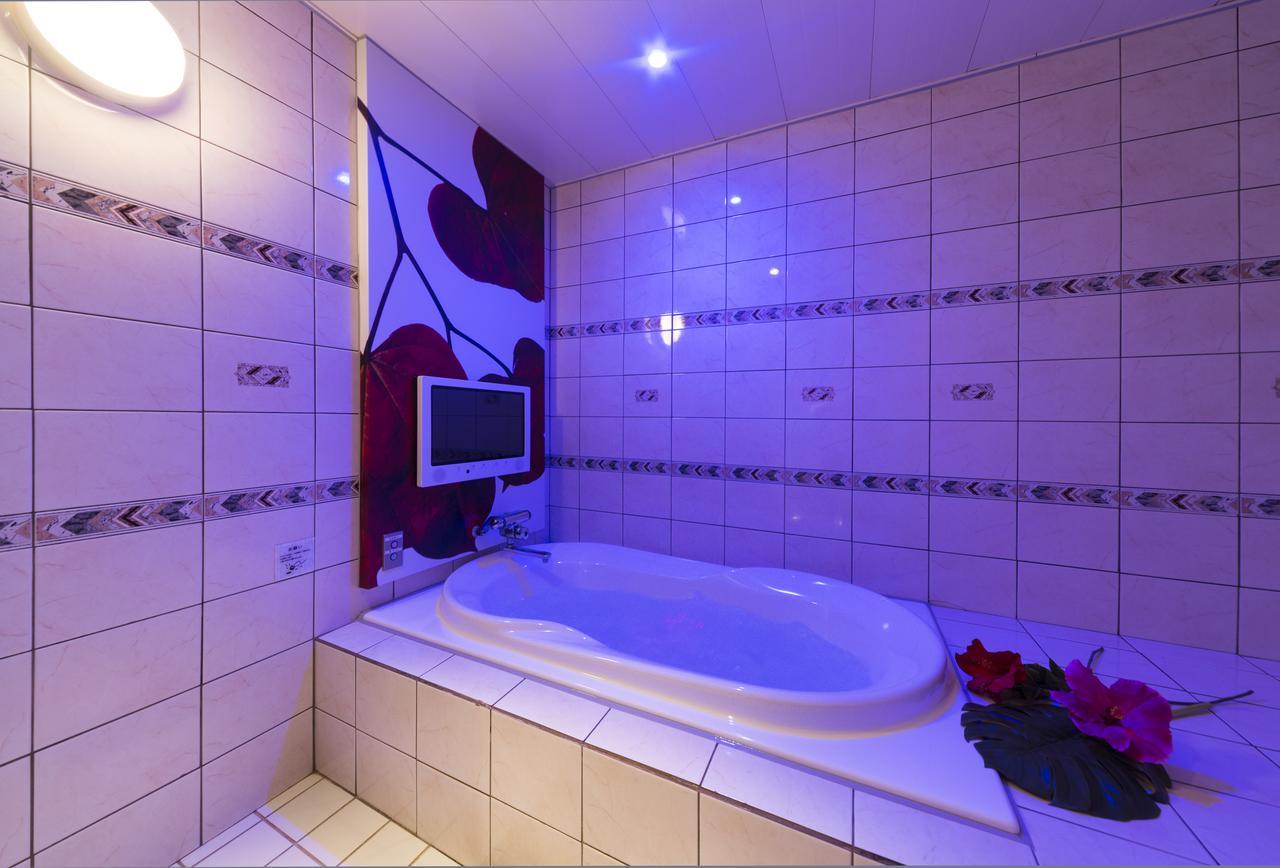 Hotel Plant Garden Resort (Adults Only) Toyokawa Extérieur photo
