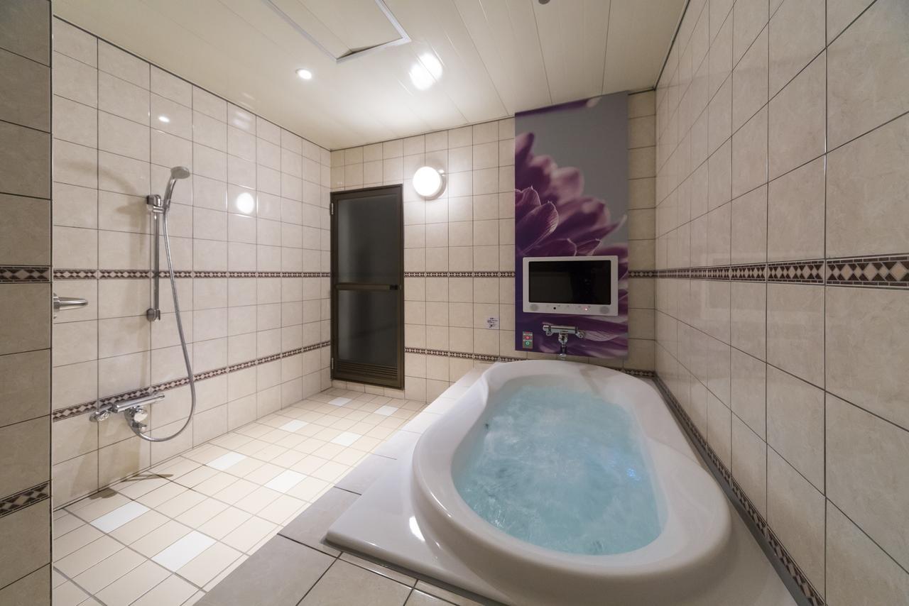 Hotel Plant Garden Resort (Adults Only) Toyokawa Extérieur photo