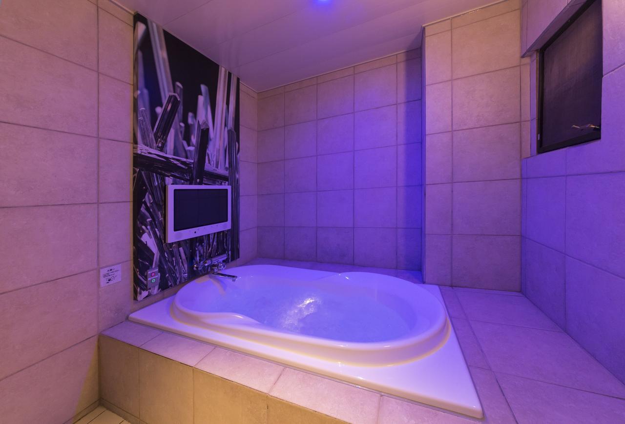 Hotel Plant Garden Resort (Adults Only) Toyokawa Extérieur photo